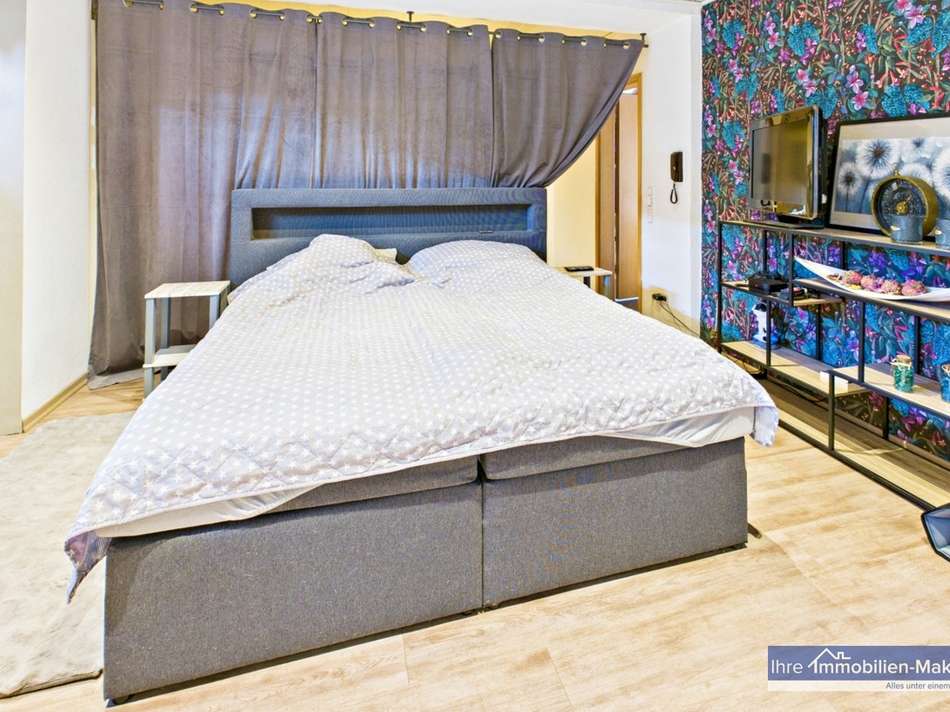 Schlafzimmer 1 OG