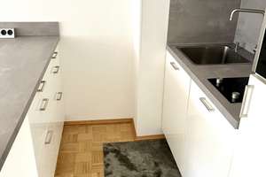 Kompakt und gut angebunden: 1-Zimmer-Wohnung mit Balkon in Schwabing – 80802 Münchner Freiheit, München – Vorschaubild 7