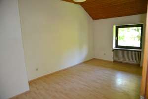 Ehemaliges Bauernhaus mit großem Garten – Die vollständige Adresse der Immobilie erhältst du vom Anbieter., 94342 Straßkirchen – Vorschaubild 8
