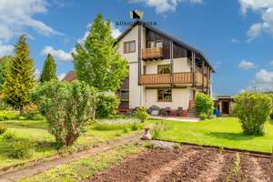 2-Fam.-Haus mit großem Sonnengrundstück & Ausbaupotenzial im DG - im Sommer 2026 noch einziehen!