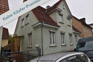 Freistehendes Einfamilienhaus mit kleinem Garten, in ruhiger Wohnlage nahe zum Stadtzentrum – Göppingen (Kreis) – Vorschaubild 1