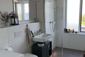 Urbanes Wohnen mit Highlight-Dachterrasse: Stilvolles 2-Zi.-Apartment im beliebten Hanna-Carré HC28 – Johanna-Dachs-Str. 36, 93055 Ostenviertel, Regensburg – Vorschaubild 10