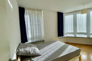 Helle, moderne 3,5-Zimmer Wohnung an der Münchner Freiheit.  Von Privat. – Siegesstr. 15, 80802 Schwabing-Ost, München – Vorschaubild 4