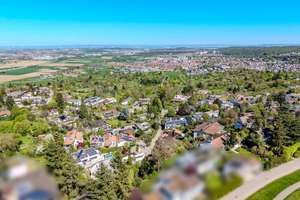 ***Sonnige Villa mit traumhaftem Panoramablick, Garten, Terrasse und Schwimmbad*** – Die vollständige Adresse der Immobilie erhältst du vom Anbieter., 70839 Gerlingen – Vorschaubild 23