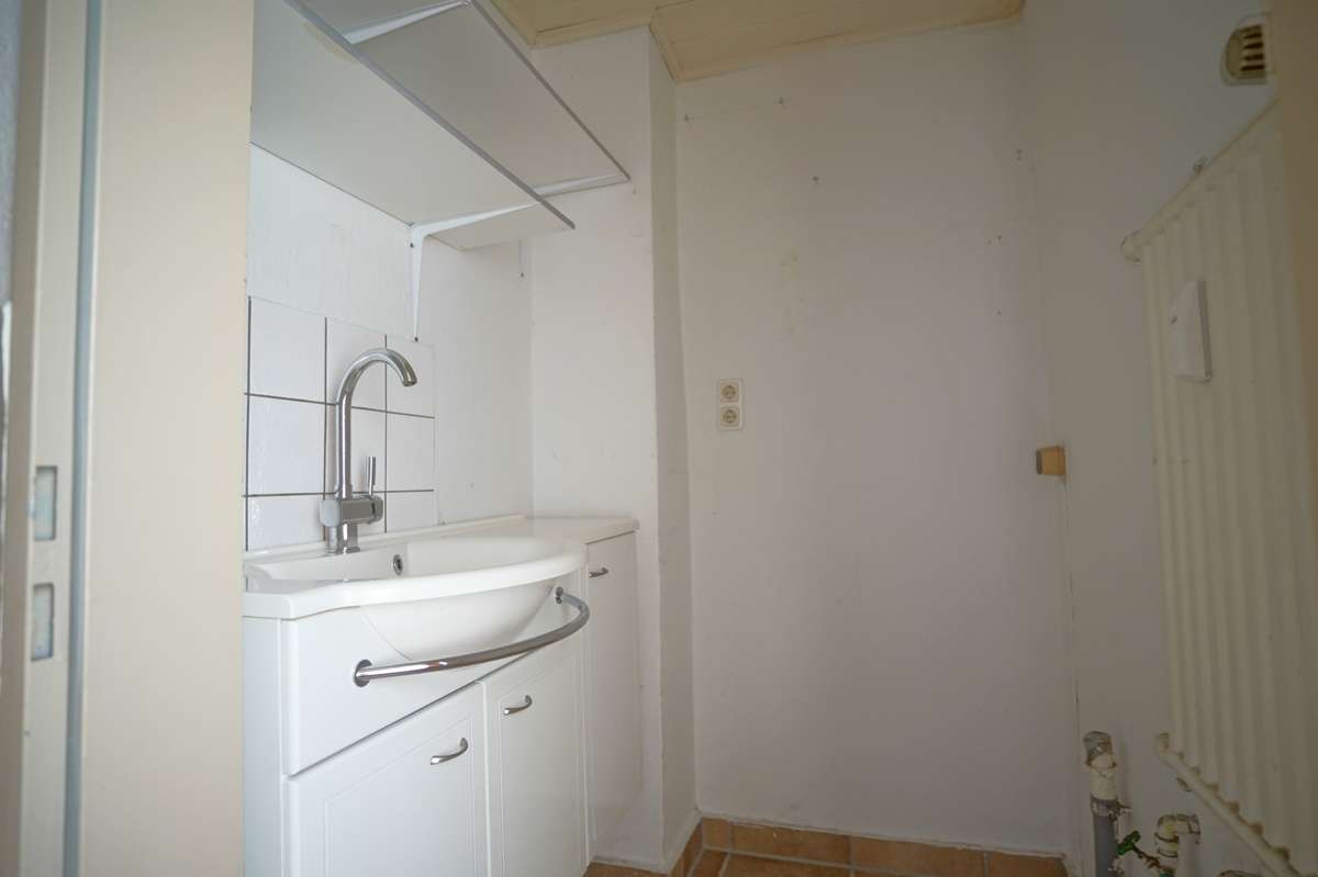 Immobilie in Schiffdorf - Volksbank Immobilien:
Einfamilienhaus mit Einliegerwohnung auf herrlichem Grundstück - Bild 4