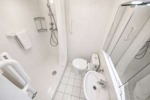 Elegante 3-4-Zimmer-Wohnung, zentral in Köln-Weiden mit 2 Balkonen und Tiefgaragenstellplatz – 50858 Weiden, Köln – Vorschaubild 26