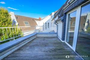 3-4 Zimmer: Maisonette-Dachgeschosswohnung mit Terrasse direkt auf der Luegallee – Luegallee 10, 40545 Oberkassel, Düsseldorf – Vorschaubild 3