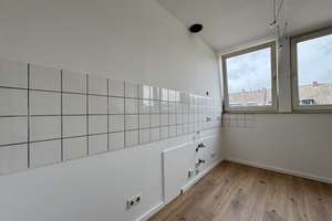 Attraktive Dachgeschosswohnung mit viel Raum und Balkon in zentraler Lage – Rethelstraße 155, 40237 Düsseltal, Düsseldorf – Vorschaubild 8