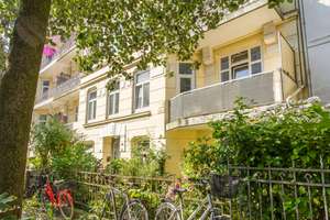 Begehrte Lage in Hoheluft-Ost! Altbauwohnung mit Balkon wartet auf neuen Glanz – Die vollständige Adresse der Immobilie erhältst du vom Anbieter., 20251 Hoheluft-Ost, Hamburg – Vorschaubild 3