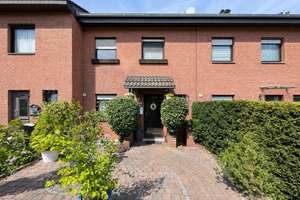 Familienfreundliches Reihenhaus mit Garten in Rumeln, Garage & Dachstudio nahe Toeppersee