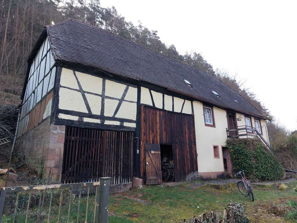 Immobilie in Erfweiler - Denkmalgeschütztes Wohnhaus für Liebhaber - Bild 1