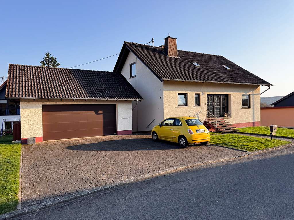 Immobilie in Brücken - Freistehendes Einfamilienhaus mit Doppelgarage, traumhafter Aussicht in ruhiger Lage! - Bild 0