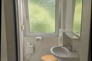 Renovierte 3-Zi.-Whg, Küche, Diele, Bad mit Terrasse u. gr. Garten – Schwarzer Weg 229, 42117 Elberfeld West, Wuppertal – Vorschaubild 11