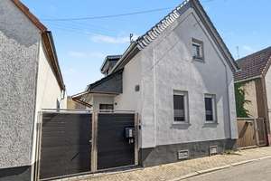 Saniertes Einfamilienhaus in guter Lage von Ludwigshafen-Oppau