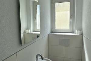 Ankommen und wohlfühlen – frisch renovierte 4-Zimmer-Wohnung mit zwei Balkonen – In den Weinbergen 12, 70439 Stammheim-Süd, Stuttgart – Vorschaubild 35