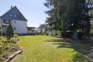 Gepflegtes und charmantes Dreifamilienhaus mit Traumgarten und Garage – Aschaffenburg – Vorschaubild 1
