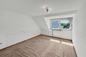 Reihenmittelhaus mit viel Potenzial und zwei Stellplätzen in Wuppertal-Langerfeld – Die vollständige Adresse der Immobilie erhältst du vom Anbieter., 42389 Langerfeld-Beyenburg, Wuppertal – Vorschaubild 4