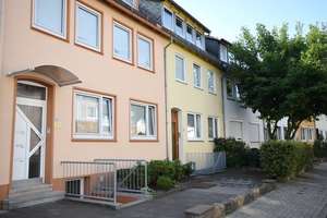 Vordere Neustadt ! Nähe der kleinen Weser ! Ruhig gelegene Wohnung mit Balkon in begehrter Wohnlage
