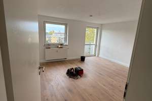 ruhige Lage * familiengeeignet * 3-Zi.-Whg. m. Balkon * 74 m² – Feselenstr. 32, 85053 Südost, Ingolstadt – Vorschaubild 1