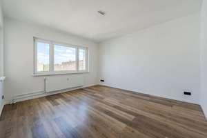 Sonnenbalkon trifft Kudamm-Blick - Hochwertig modernisierte 4 Zimmerwohnung ! – Sybelstraße 56, 10629 Charlottenburg, Berlin – Vorschaubild 10