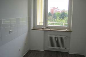 Ihre neue Wohnung! Renovierte 3-Zimmer-Wohnung mir Balkon! – Rheinbergerstr. 23, 85057 Nordwest, Ingolstadt – Vorschaubild 8
