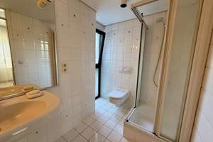 Seltene Gelegenheit:
Tolle Maisonettewohnung in Holthausen mit riesigem Garten sucht neue Mieter! – Die vollständige Adresse der Immobilie erhältst du vom Anbieter., 45470 Menden-Holthausen, Mülheim an der Ruhr – Vorschaubild 19