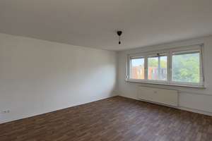 Großzügige, gepflegte 3,5-Zimmer-Wohnung mit Balkon – Die vollständige Adresse der Immobilie erhältst du vom Anbieter., 47139 Beeck, Duisburg – Vorschaubild 3