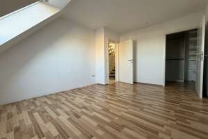 Schöne Doppelhaushälfte mit ELW, Dachstudio, kl. Terrasse, 2 Stellplätzen Photovoltaik + vielem mehr – Die vollständige Adresse der Immobilie erhältst du vom Anbieter., 68519 Viernheim – Vorschaubild 11