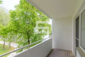 Grüne Oase in Freimann: 2-Zimmer 60 m² mit Balkon, Aufzug und Einzelgarage – Die vollständige Adresse der Immobilie erhältst du vom Anbieter., 80939 Freimann, München – Vorschaubild 12