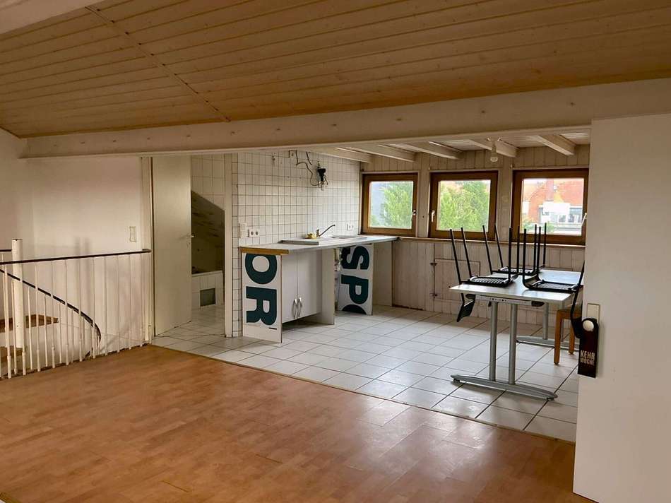 zEm8rmp6Mcq8fa4HzSYKcQr6-big W