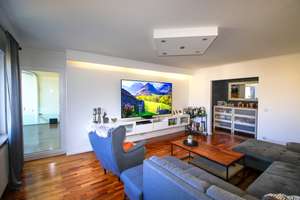 Stilvolle 4-Zimmer-Wohnung mit zwei Balkonen und durchdachtem Grundriss