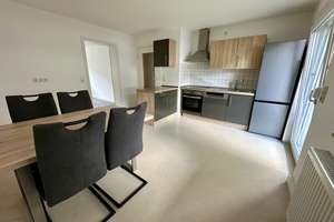 Frisch renovierte 2-Zimmer-Wohnung mit Balkon, Einbauküche und Stellplatz in der Zellerau
