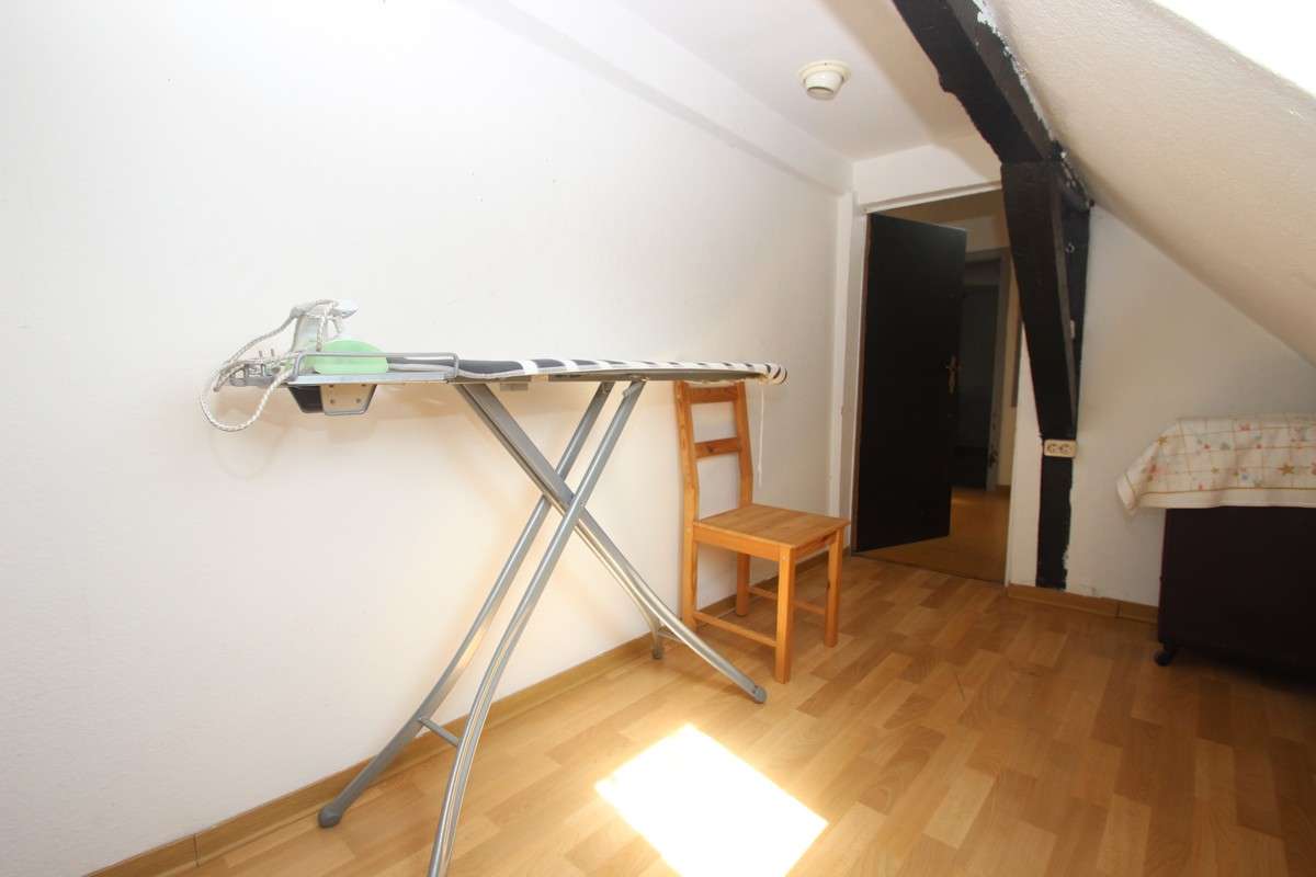 Immobilie in Königswinter - Wohnhaus mit 3 Mieteinheiten zentral in Königswinter-Thomasberg! - Bild 4