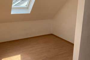 Helle 2-Zimmer-Dachgeschosswohnung – 62 m² – Moerser Straße 79 – Moerserstrasse 79, 47803 Krefeld – Vorschaubild 2