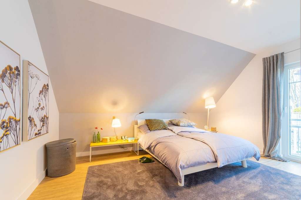 Immobilie in Unterdießen - Individuelles Mehrfamilienhaus in Unterdießen - Flexibel gestaltet, hochwertig gebaut - Bild 1