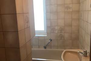 Gepflegte Altbauwohnung mit zwei Zimmern in Hannover – Schulenburger Landstraße 46, 30165 Hainholz, Hannover – Vorschaubild 3