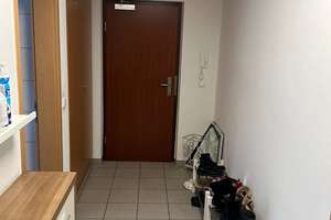 Helles, großzügiges WG-Zimmer in Frauen-WG – nur 2 Gehminuten zum Pforzheimer Hauptbahnhof! – Die vollständige Adresse der Immobilie erhältst du vom Anbieter., 75175 Innenstadt, Pforzheim – Vorschaubild 8