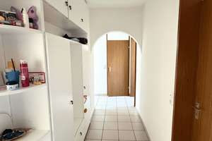 Vielseitige 3-Zimmer-Wohnung mit Balkon - Kapitalanlage oder Familienidyll in Lengfeld – Die vollständige Adresse der Immobilie erhältst du vom Anbieter., 97076 Lengfeld, Würzburg – Vorschaubild 9