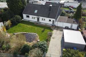 ++ FREISTEHENDES FAMILIENGLÜCK MIT GARTEN & GARAGE ... 155 m² Wohnfläche auf gut 1.000 m² Grundstück – Neuss (Rhein-Kreis) – Vorschaubild 1