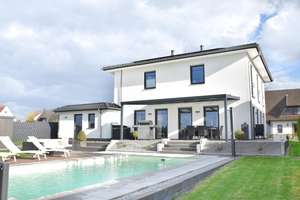Exklusive Design-Villa mit Pool, Weitblick & modernster Energietechnik - Rückzugsort der Extraklasse – Wacholderweg 15, 32339 Espelkamp – Vorschaubild 2