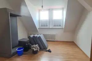 3-Zimmer-Wohnung über 2 Etagen, östliches Ringgebiet, Braunschweig – Braunschweig – Vorschaubild 1