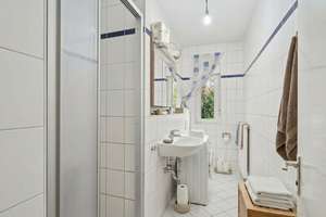 ++ Schicke 2-Zimmer-Eigentumswohnung mit großem Balkon in Frankfurt Bockenheim ++ – 60487 Bockenheim, Frankfurt am Main – Vorschaubild 9