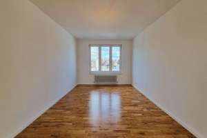 Großzügige 3-Zimmer-Wohnung mit Wintergarten, privater Dachterrasse und Blick ins Grüne – Buckower Damm 189, 12351 Britz, Berlin – Vorschaubild 5