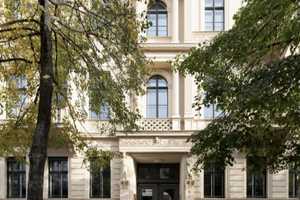 Gepflegte 4-Raum-Wohnung mit Balkon und EBK – Berlin – Vorschaubild 2