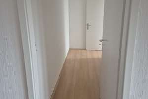 Helle 2-Zimmer Dachgeschosswohnung in Remscheid Innenstadt – Hindenburgstraße 21, 42853 Mitte, Remscheid – Vorschaubild 4