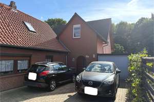 Direkt einziehen & wohlfühlen - Modernisiertes Haus aus 2003 mit Sauna und Garage – Die vollständige Adresse der Immobilie erhältst du vom Anbieter., 38226 Lebenstedt, Salzgitter – Vorschaubild 1