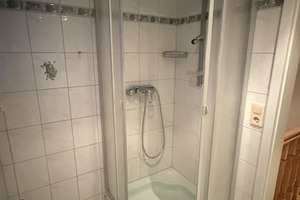 Charmantes Haus mit 6 Zimmern auf ca. 100 qm in Vohenstrauß – Die vollständige Adresse der Immobilie erhältst du vom Anbieter., 92648 Vohenstrauß – Vorschaubild 6