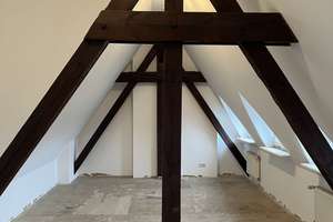 Rarität: 1-Zi.-DG-Projekt mit Baugenehmigung - Voll erschlossen im Innenbereich – Die vollständige Adresse der Immobilie erhältst du vom Anbieter., 12161 Friedenau, Berlin – Vorschaubild 2