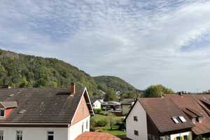 Energieeffizientes 6.Zi EFH mit Wärmepumpe & PV-Anlage drei Garagen Plätzen und überdachtem Pool – Lörrach (Kreis) – Vorschaubild 14