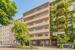 Helle 3-Zimmer-Wohnung mit Einzelgarage und 2 Balkonen in Nürnberg – Die vollständige Adresse der Immobilie erhältst du vom Anbieter., 90443 Steinbühl, Nürnberg – Vorschaubild 2